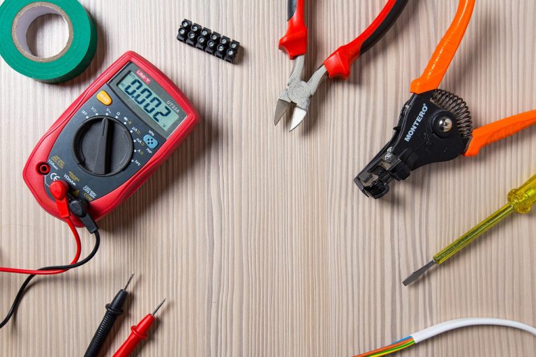 Material de electricidad e iluminación en Córdoba España